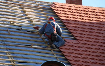 roof tiles Shipmeadow, Suffolk